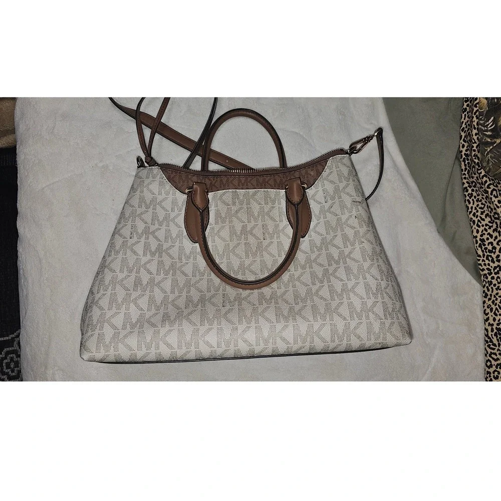 Michael Kors Signature Logo Satchel Crossbody Bag Vanilla Brown Gold Hardware